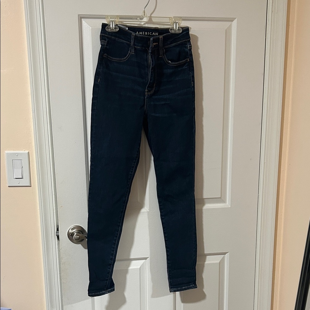 American Eagle Women's High Rise Next Level Stretch Dark Wash Jeans (4 short)